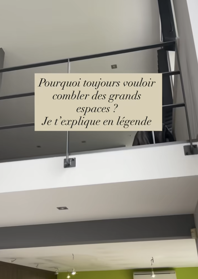 grande pièce # beaucoup de meubles !